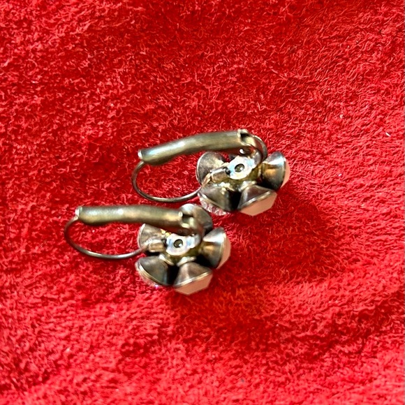 Vintage White & Crystal Leverback Earrings - Picture 5 of 6